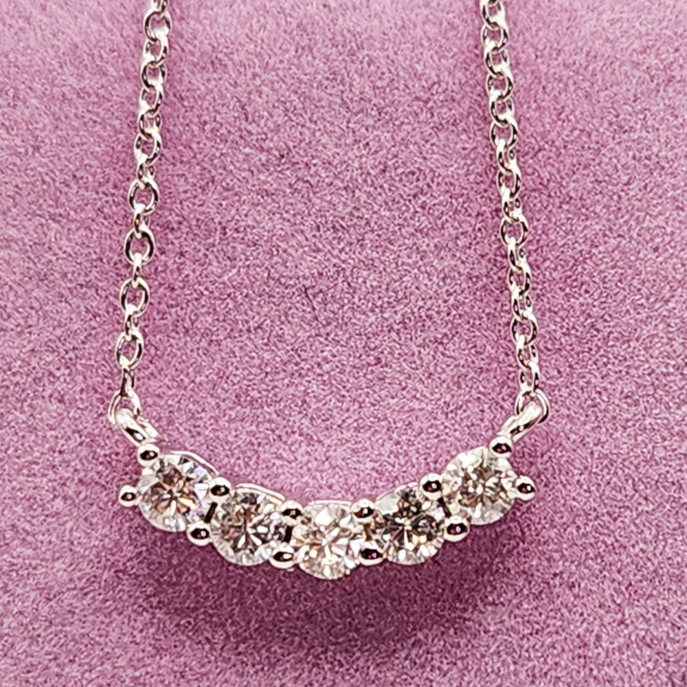 Elegant Silver Necklace with Clear Stones